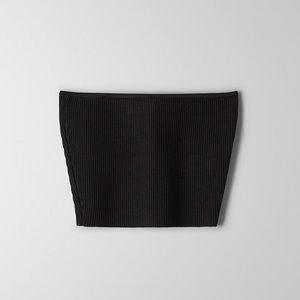 Aritzia Babaton
ESSAMBA TUBE TOP